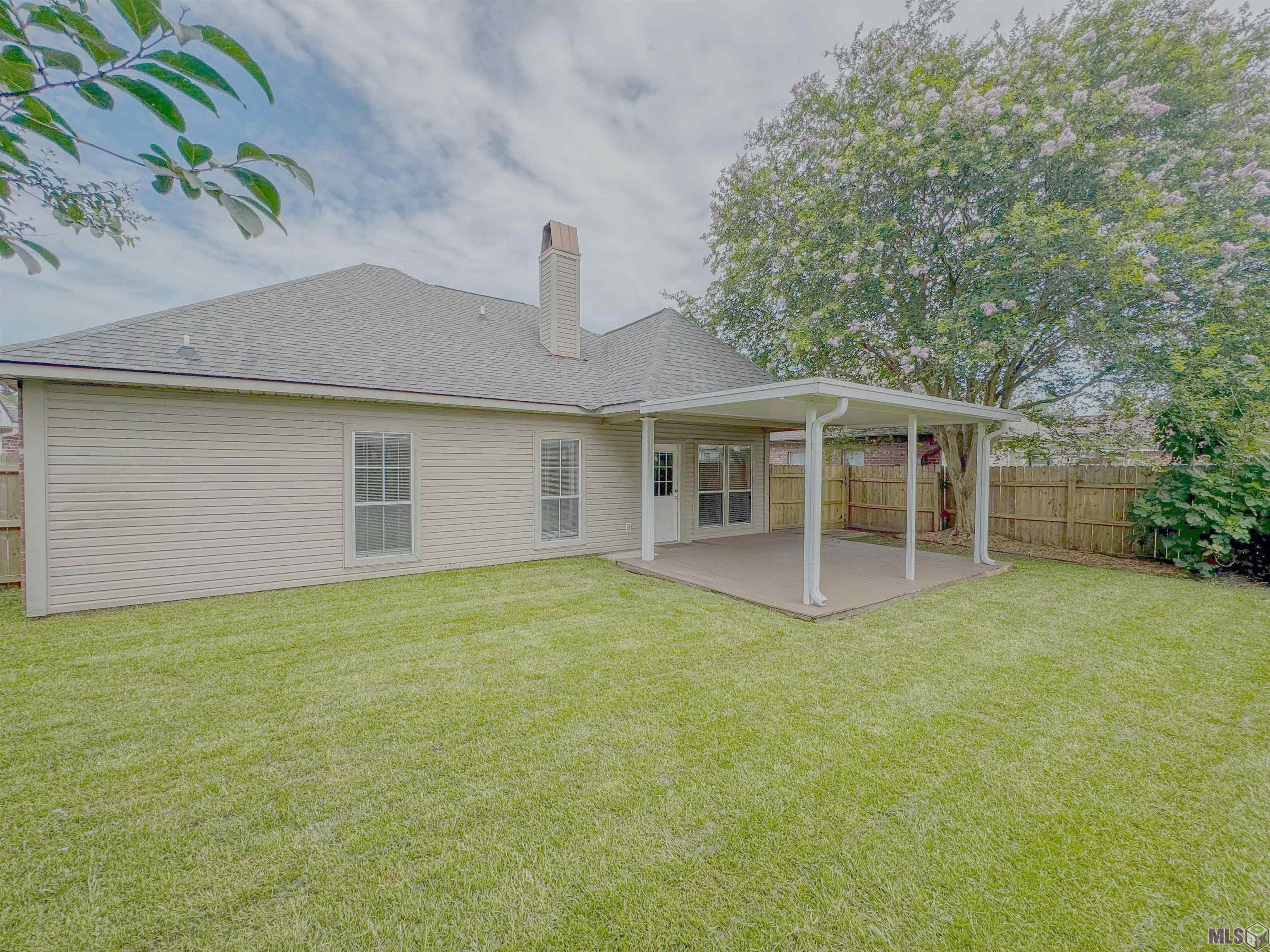 1923 Hunters Way Drive Baton Rouge, LA 70816 - Photo 4 of 22