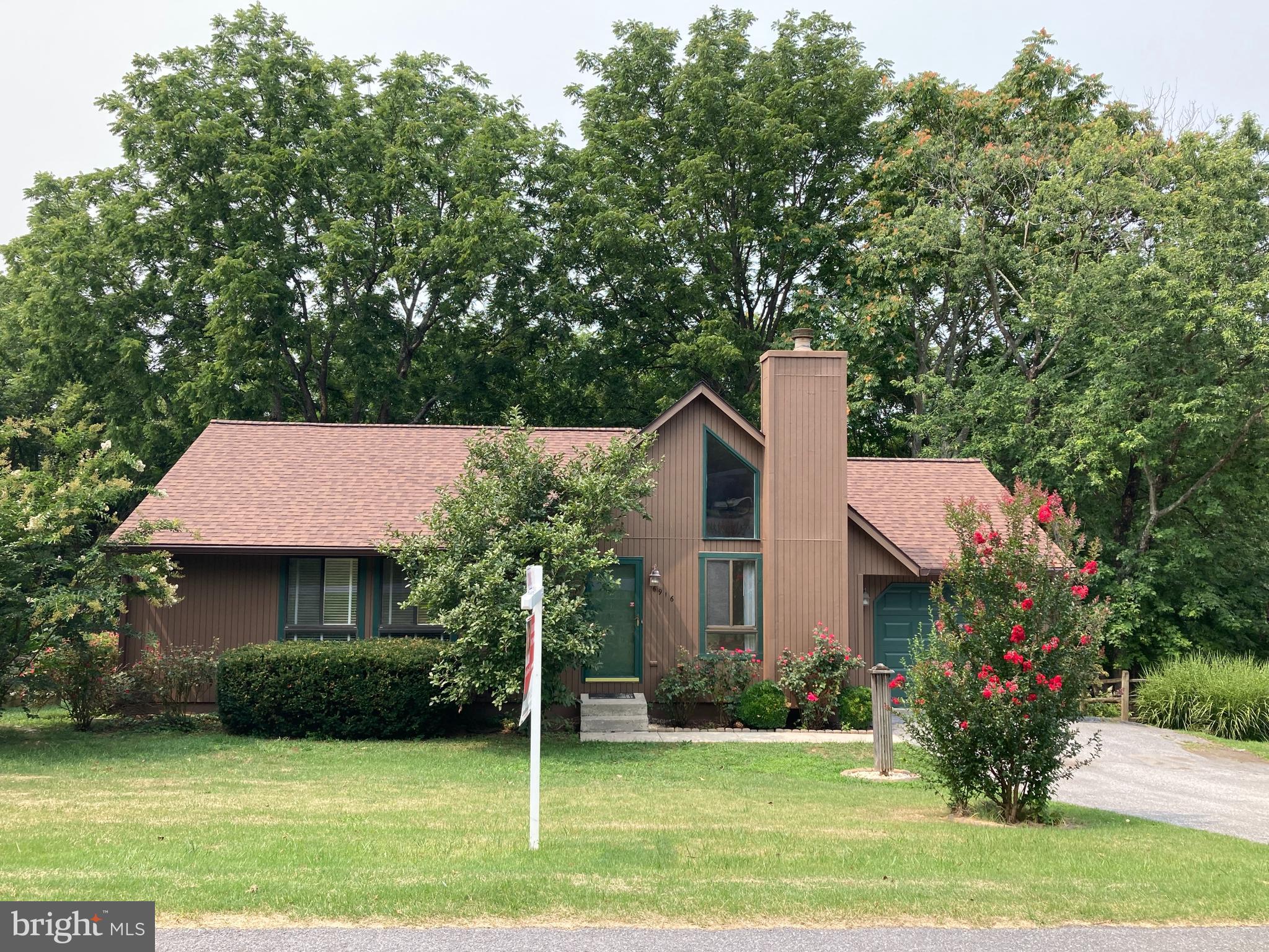 6916 Fox Chase Road New Market, MD 21774 - Photo 1 of 43 Wonderful Rancher - backs to woods