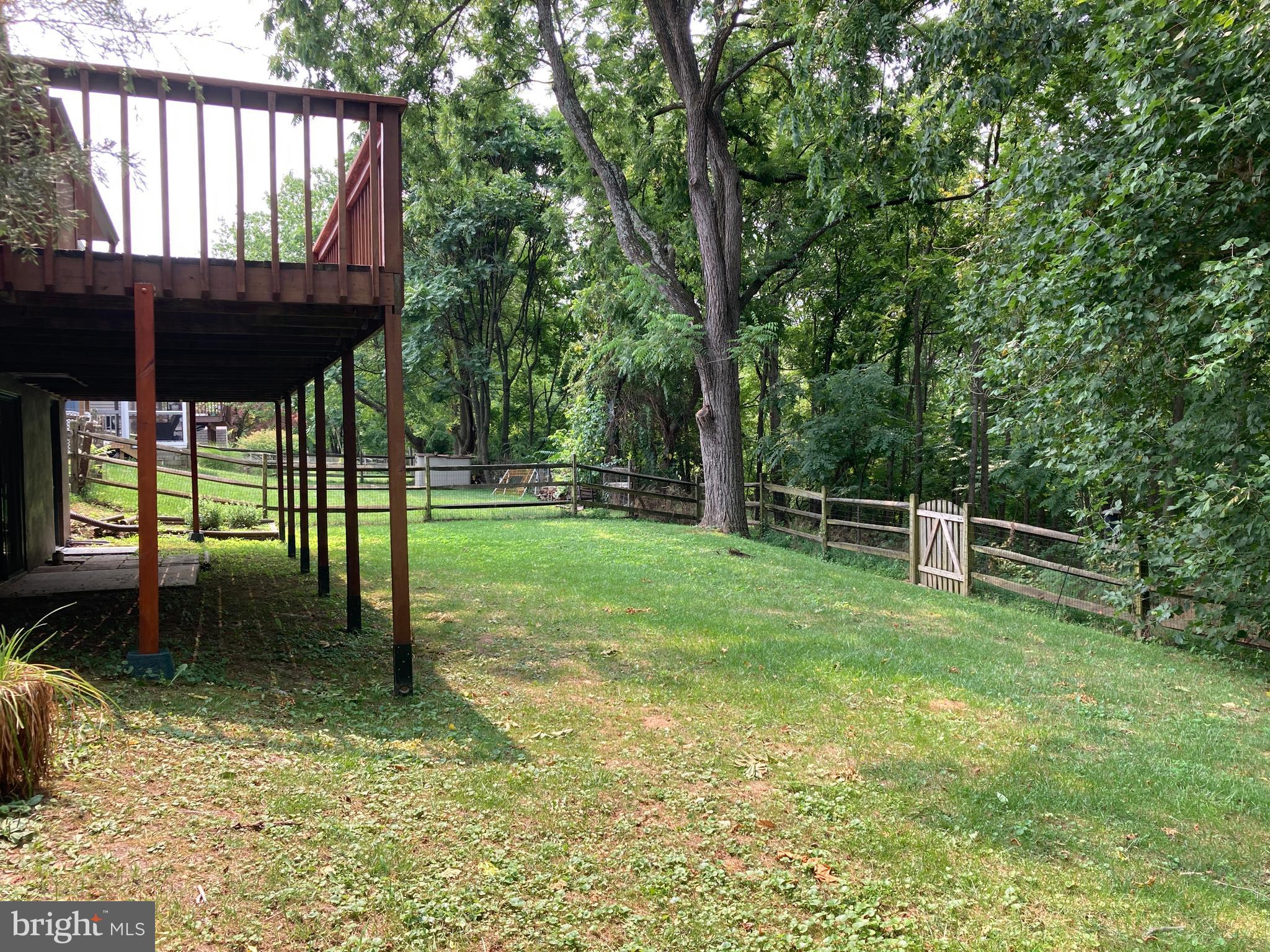 6916 Fox Chase Road New Market, MD 21774 - Photo 39 of 43 Wonderful outside space!