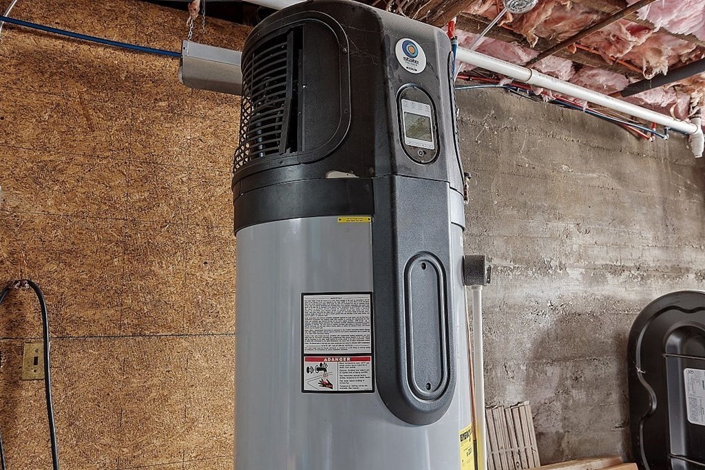 84 Euclid Street Gardner, MA 01440 - Photo 28 of 28 a close view of shower tap