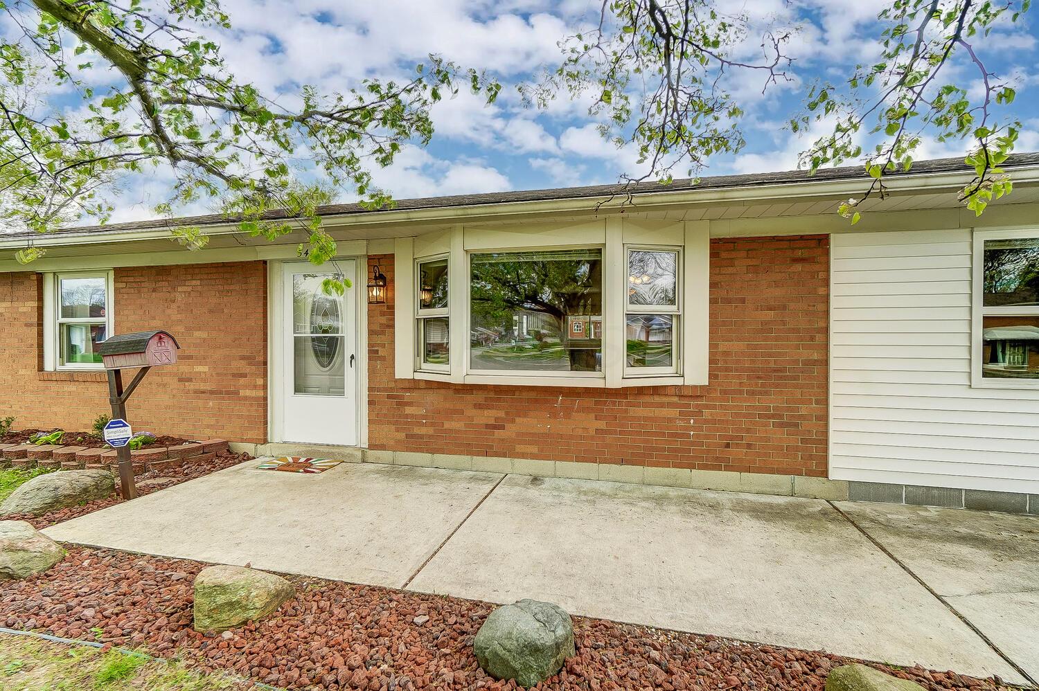 5405 Darcy Road Columbus, OH 43229 - Photo 5 of 48 50035873-005_web