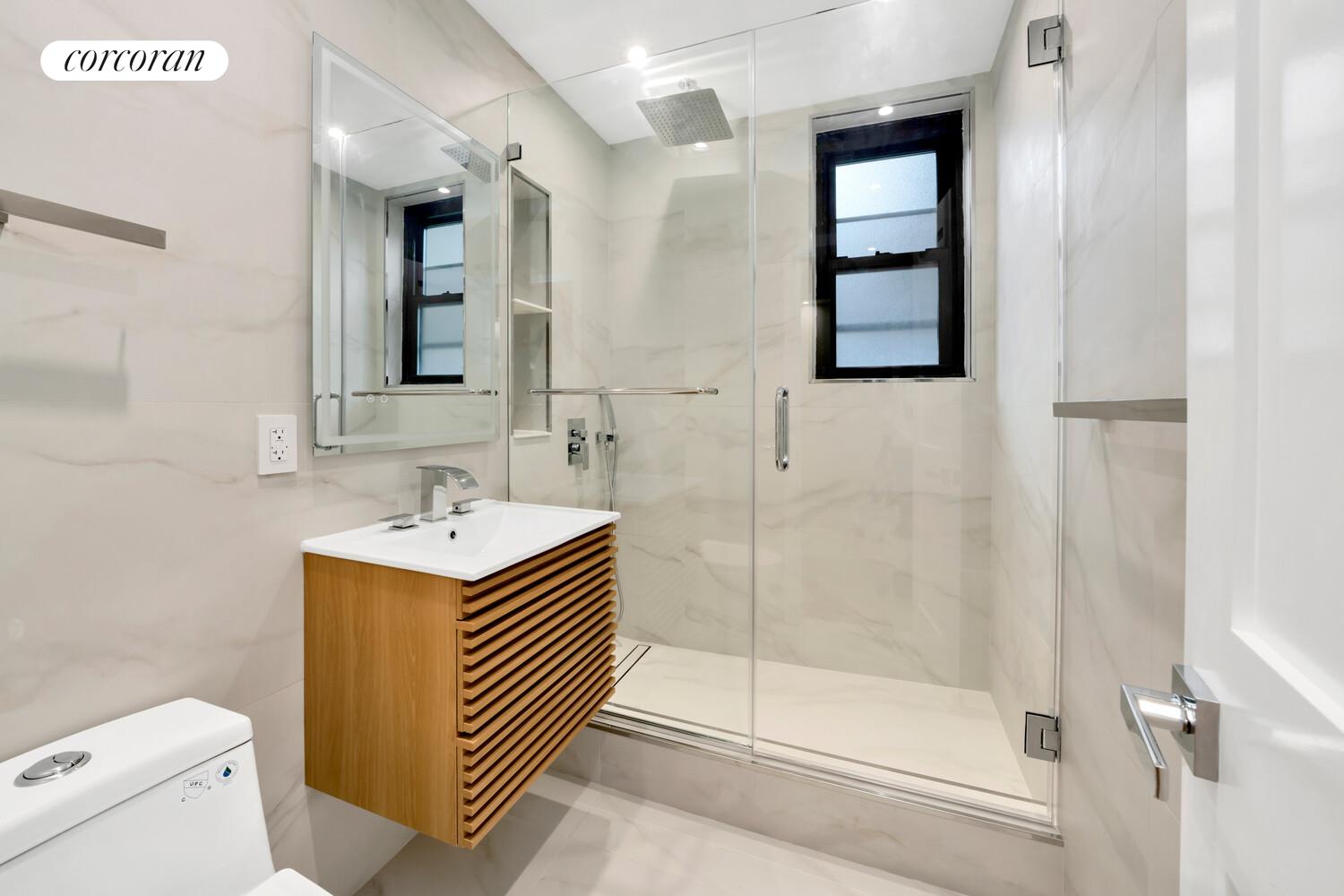 315 East 72nd Street, Unit 3A Manhattan, NY 10021 - Photo 4 of 8