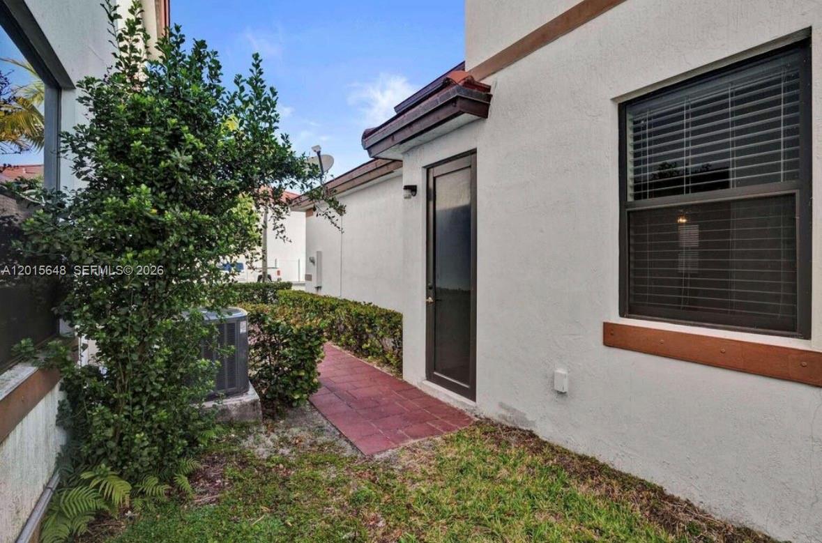 3460 West 103rd Terrace Hialeah, FL 33018 - Photo 31 of 46