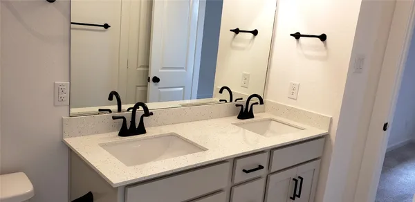 $3,200 | 10611 Hidden Rock Drive, Missouri City, TX 77459