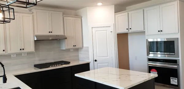 $3,200 | 10611 Hidden Rock Drive, Missouri City, TX 77459