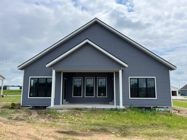 $482,900 | 324 Willow Street, Pardeeville, WI 53954