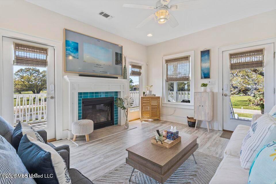 1623 Cayman Cove Biloxi, MS 39531 - Photo 2 of 39 6
