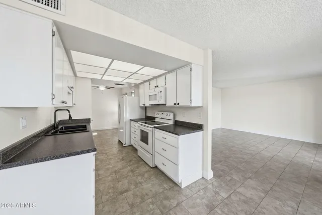 $1,495 | 19446 North Star Ridge Drive, Sun City West, AZ 85375