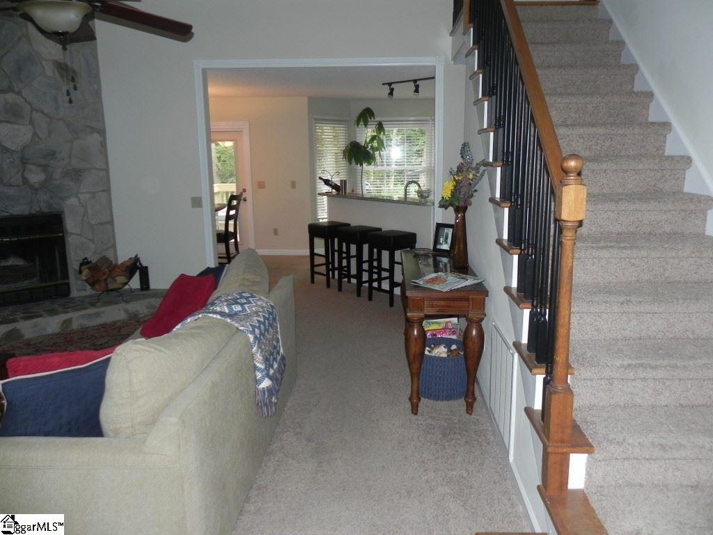 8 Fox Ridge Place Taylors, SC 29687 - Photo 4 of 25 Gallery Image 4