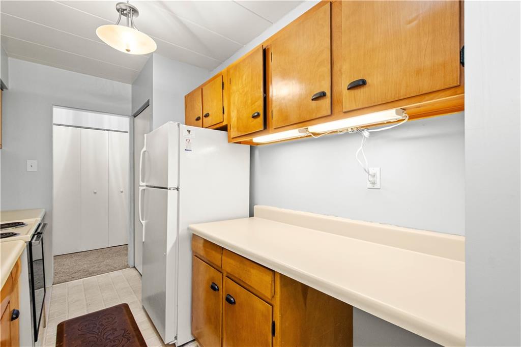 55 Highland Road, Unit 205 Bethel Park, PA 15102 - Photo 13 of 34