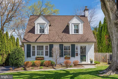 $675,000 | 419 Locust Road, Wayne, PA 19087