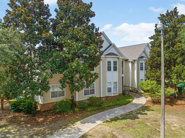 $1,750 | 1501 Partin Drive North, Unit 234, Niceville, FL 32578