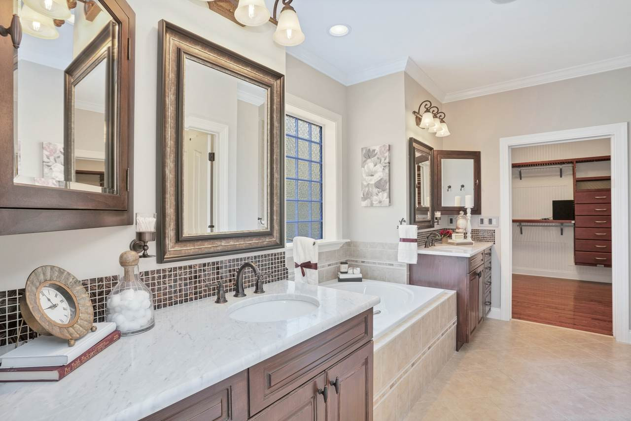 8652 Barrett Ridge Road Wake Forest, NC 27587 - Photo 10 of 12 Owner's Bath