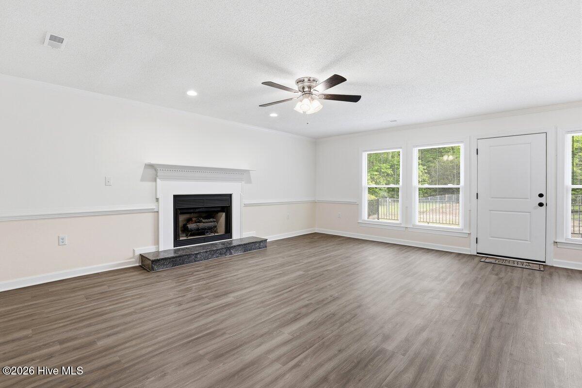 170 Leslie Road Goldsboro, NC 27530 - Photo 7 of 29 170 Leslie Rd-15