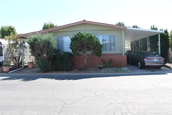 $130,000 | 3595 Santa Fe Avenue, Unit 19, Long Beach, CA 90810