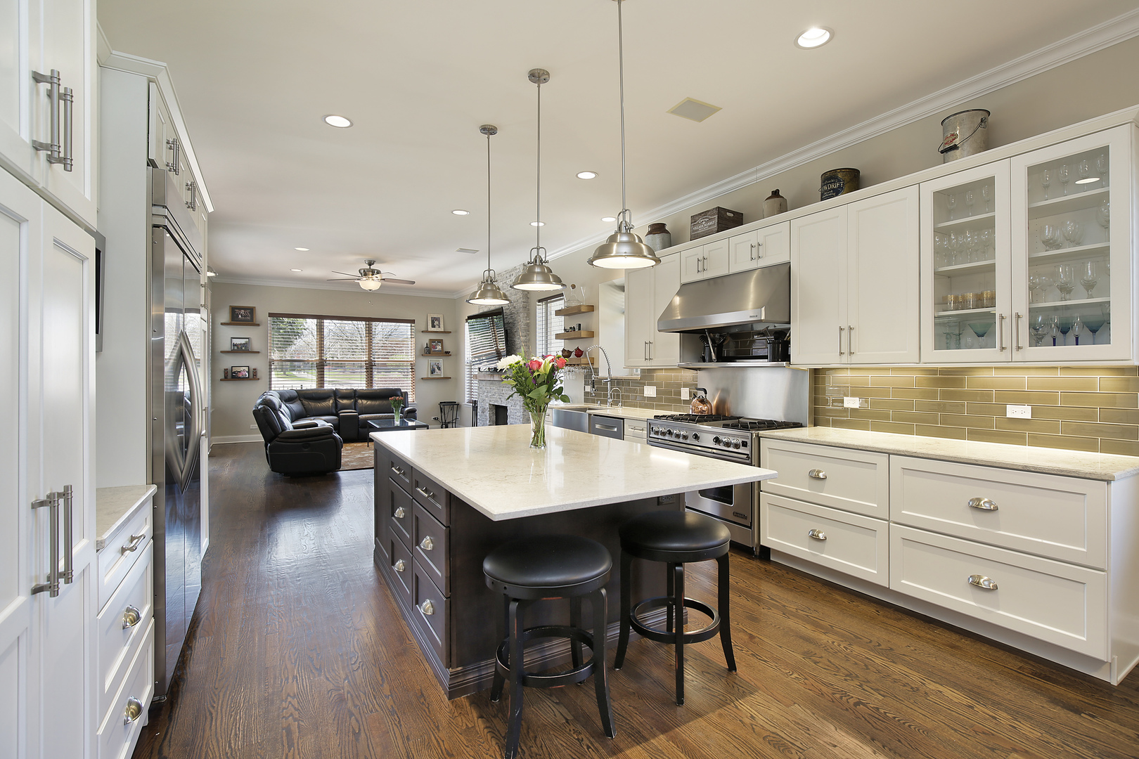 55 Ronan Road Highwood, IL 60040 - Photo 2 of 15