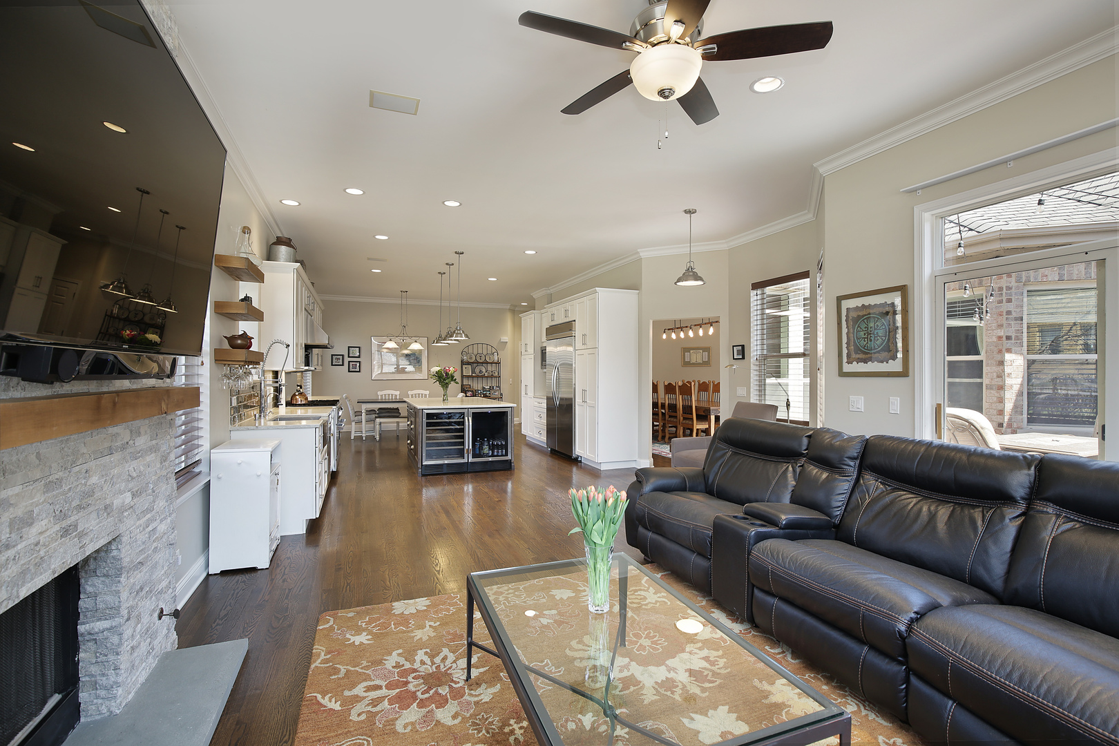 55 Ronan Road Highwood, IL 60040 - Photo 5 of 15