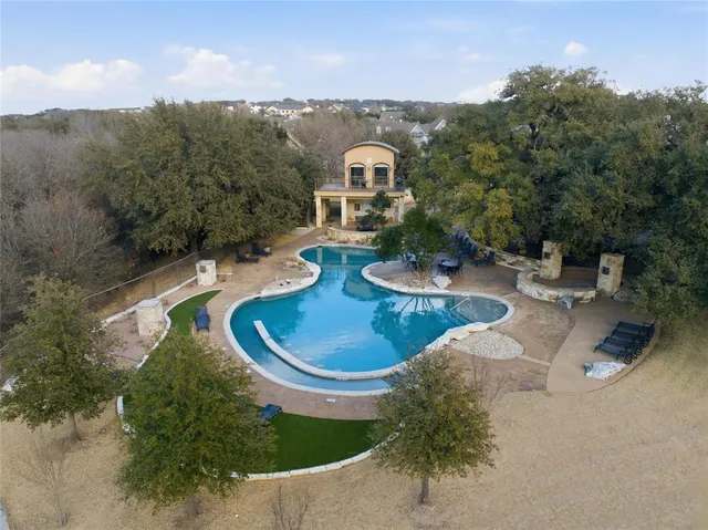 $719,000 | 16022 Sorrento Drive, Woodway, TX 76712