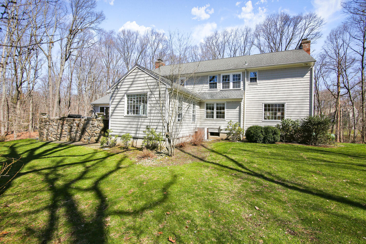 57 Deer Park Road New Canaan, CT 06840 - Photo 26 of 40 57 Deer Park Rd New Canaan CT-large-009-