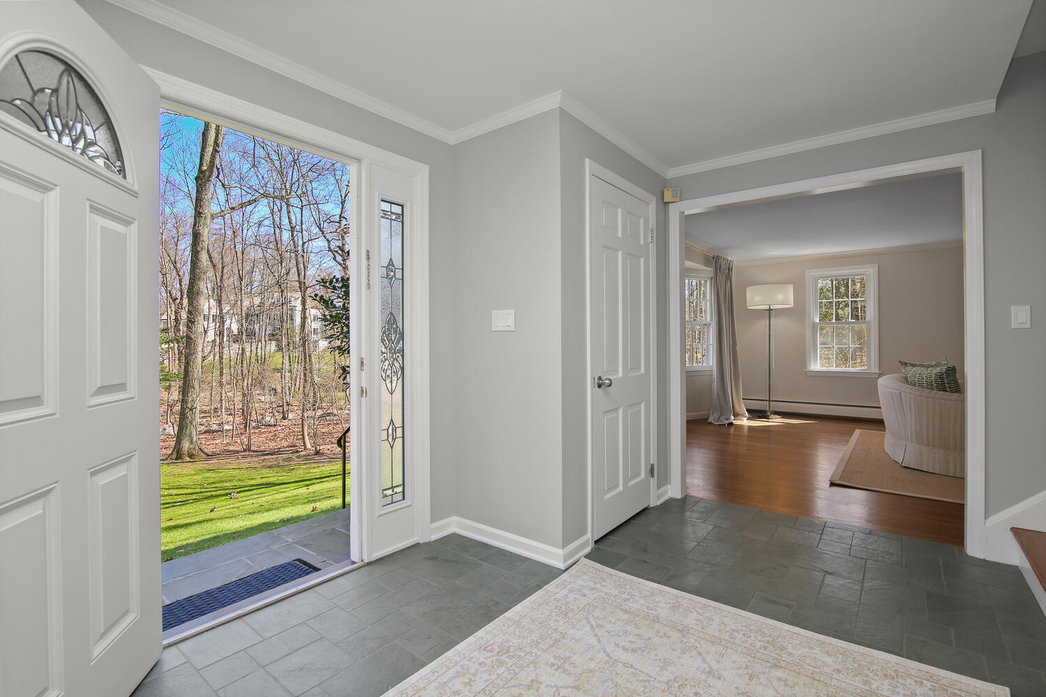 57 Deer Park Road New Canaan, CT 06840 - Photo 5 of 40 57 Deer Park Rd New Canaan CT-large-024-