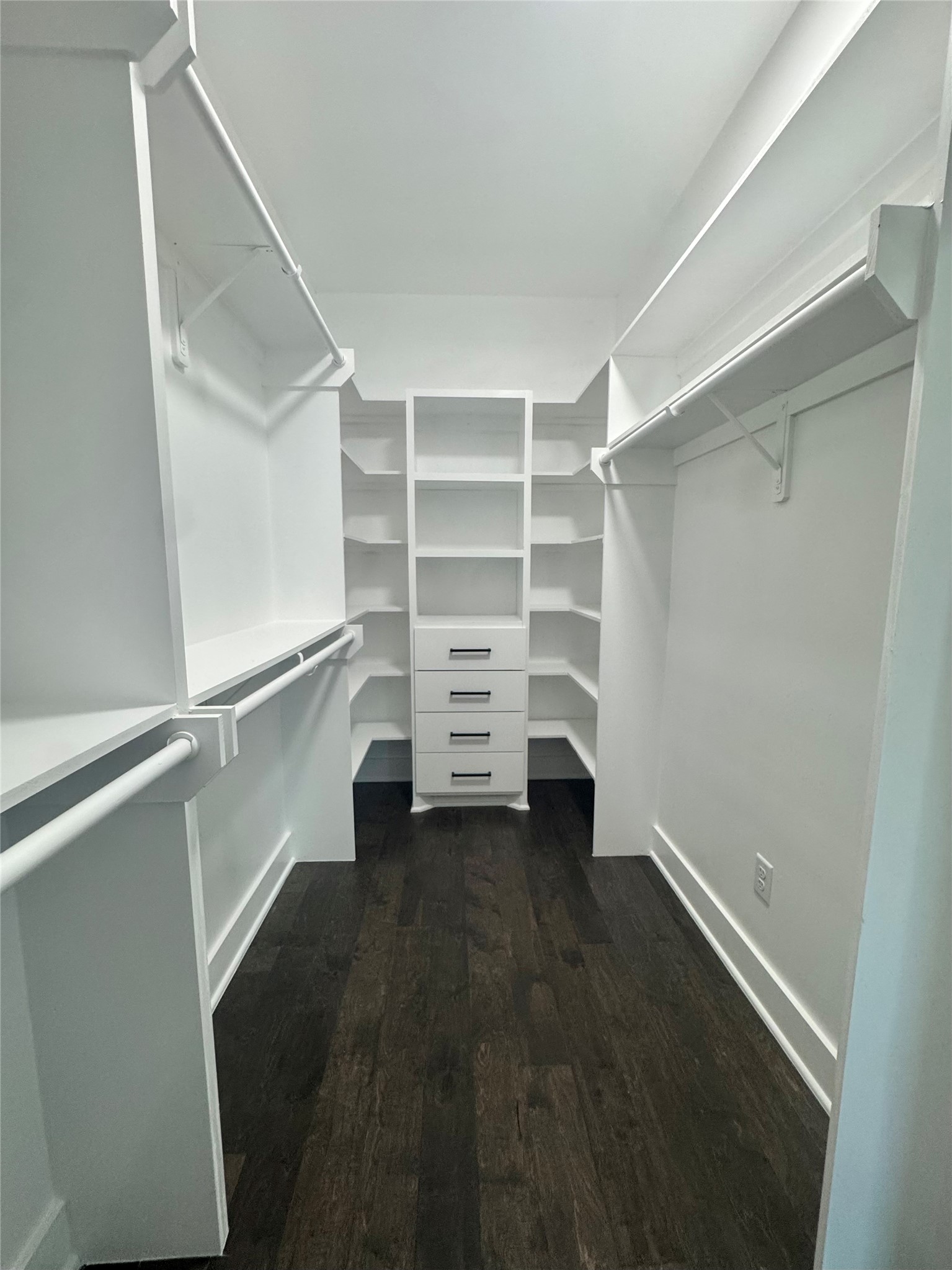 6926 Paris Street, Unit B Houston, TX 77021 - Photo 12 of 20 a view of an empty walk in closet
