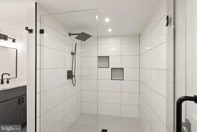 $1,749,000 | 3336 Jones Bridge Court, Chevy Chase, MD 20815