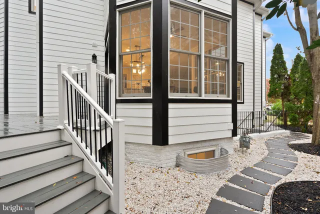 $1,749,000 | 3336 Jones Bridge Court, Chevy Chase, MD 20815