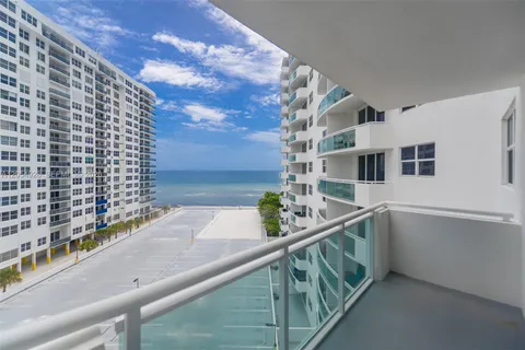 $360,000 | 3001 South Ocean Drive, Unit 749, Hollywood, FL 33019