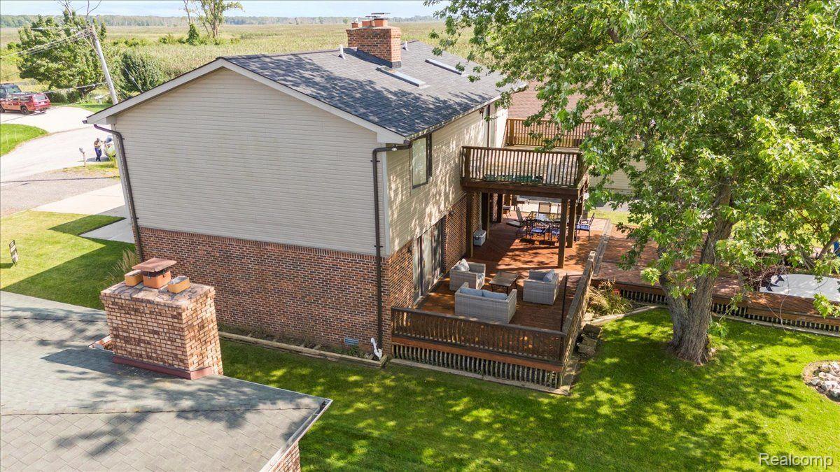 7302 Edlane Road Algonac, MI 48001 - Photo 17 of 68 Gallery Image 17