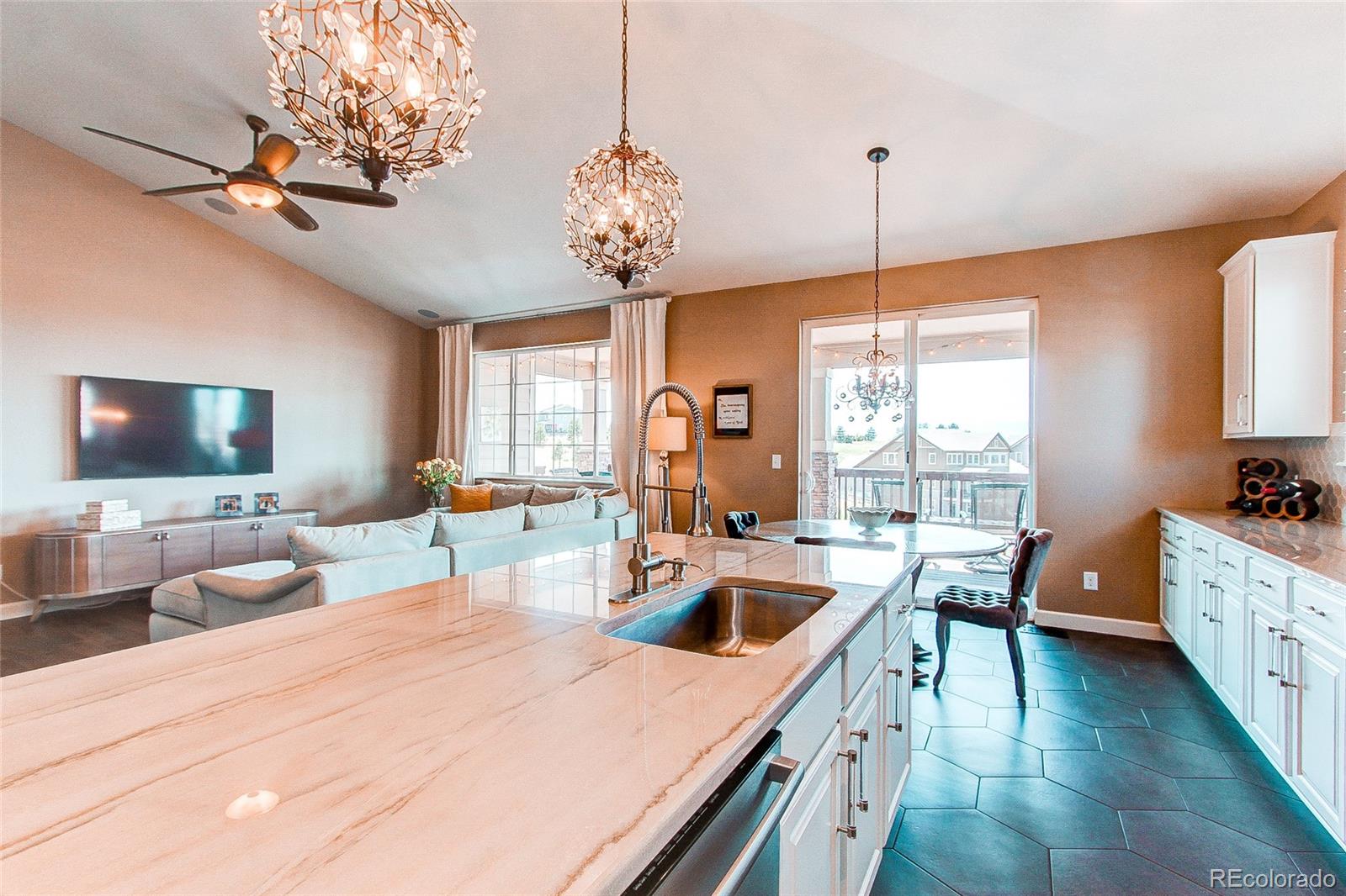 10577 Skyreach Road Highlands Ranch, CO 80126 - Photo 11 of 40 Gallery Image 11