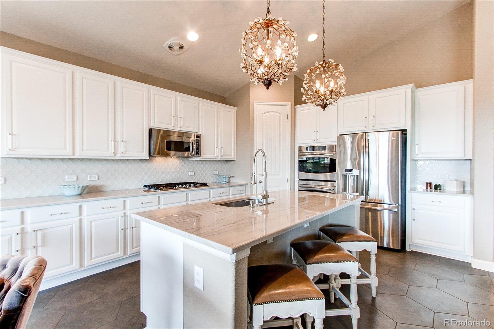 10577 Skyreach Road Highlands Ranch, CO 80126 - Photo 10 of 40 Gallery Image 10