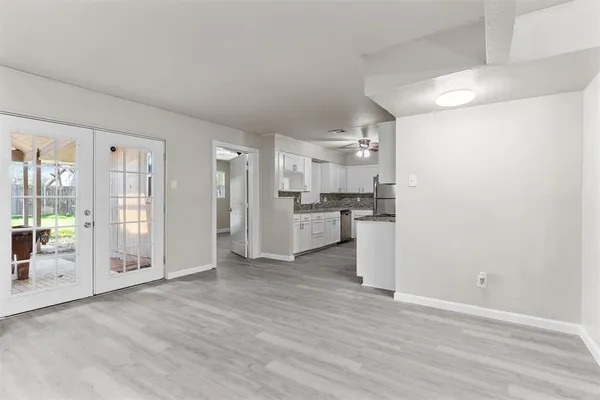 $2,200 | 1612 Mims Street, Fort Worth, TX 76112