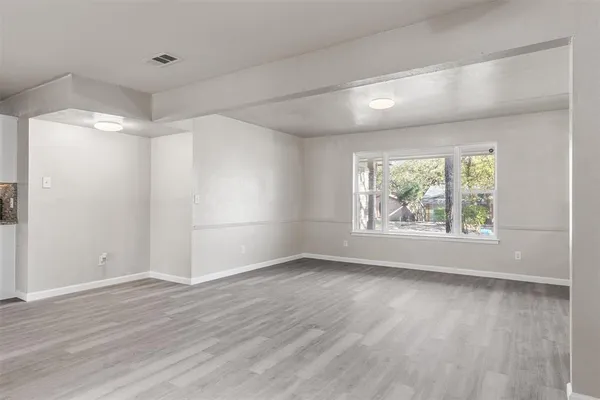 $2,200 | 1612 Mims Street, Fort Worth, TX 76112