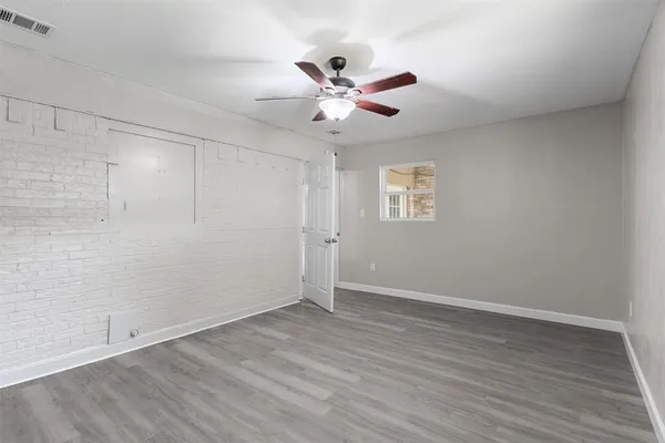 $2,200 | 1612 Mims Street, Fort Worth, TX 76112