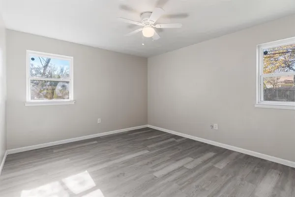 $2,200 | 1612 Mims Street, Fort Worth, TX 76112