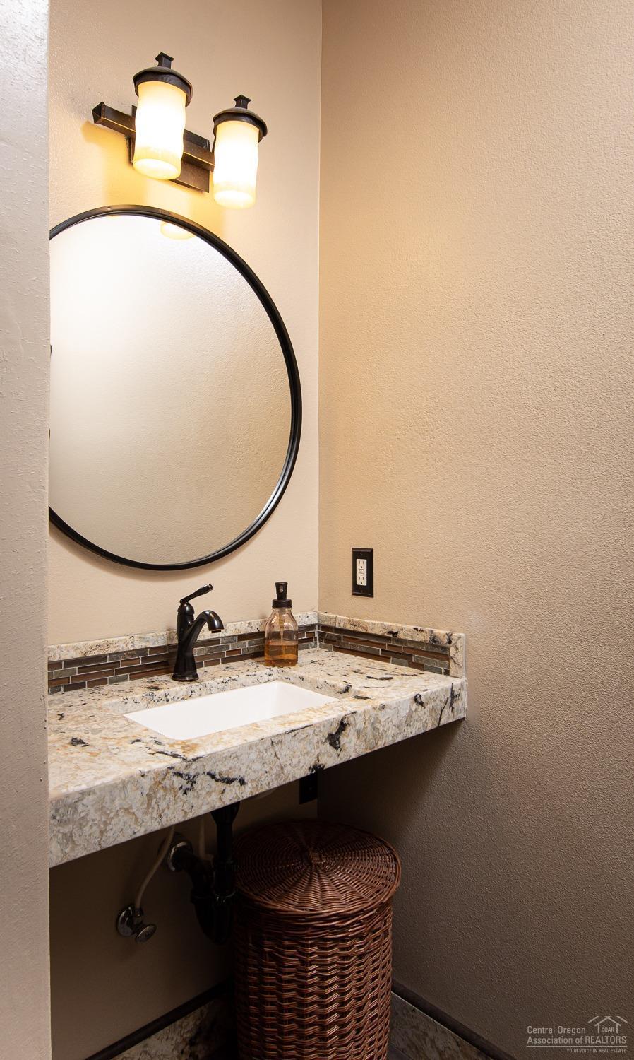 20380 Rocca Way Bend, OR 97702 - Photo 11 of 25 Additional Photo
