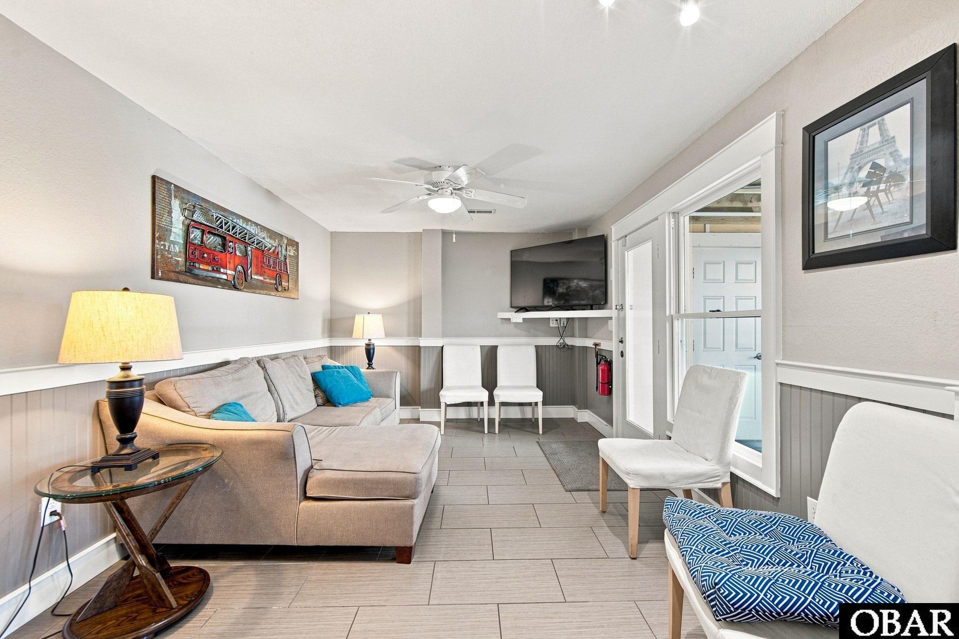8223 South Old Oregon Inlet Road Nags Head, NC 27959 - Photo 58 of 88 2nd Seating Area