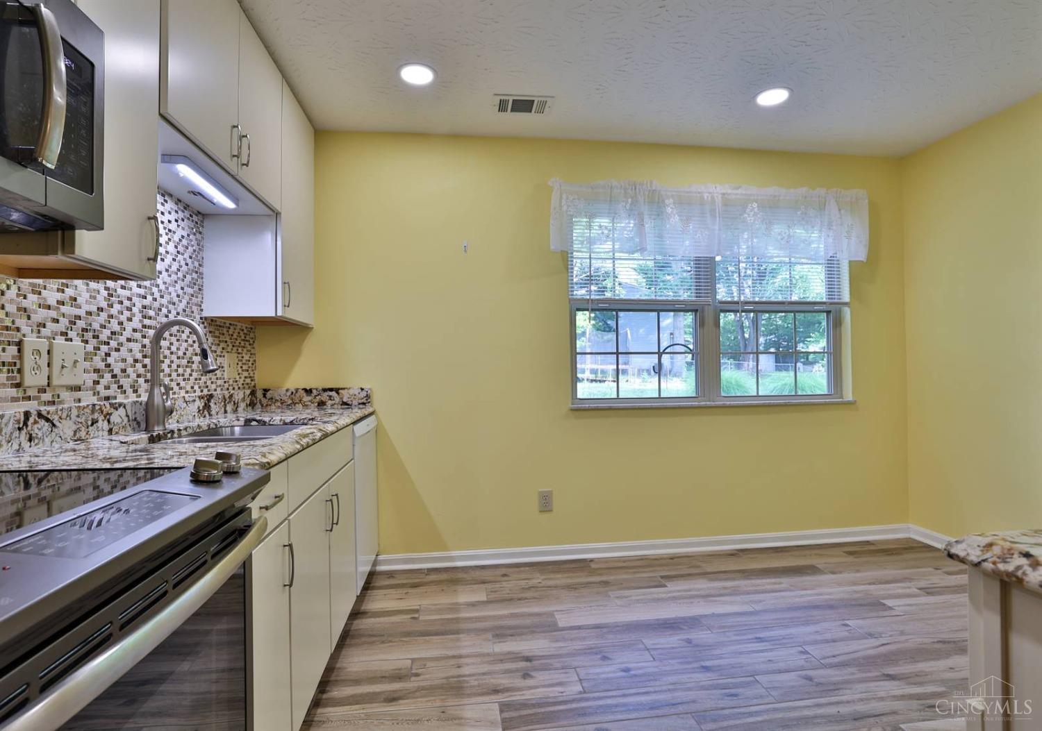 10520 West Road, Unit 18 Harrison, OH 45030 - Photo 14 of 32 Gallery Image 14