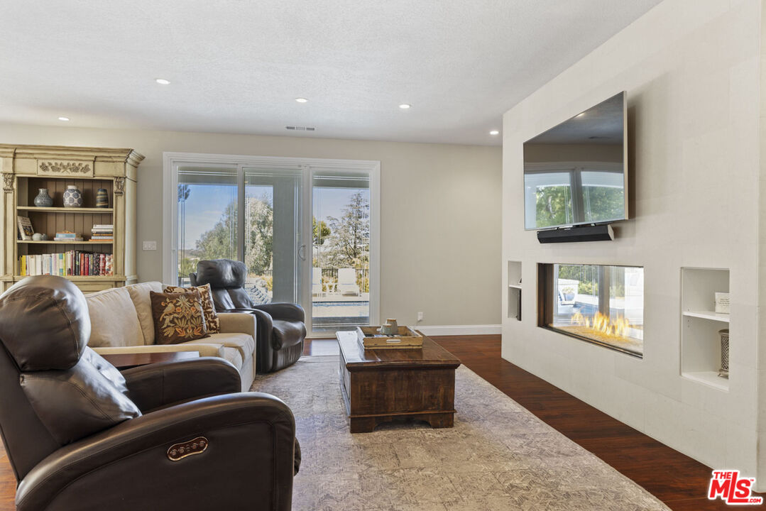 38 Inverness Road Thousand Oaks, CA 91361 - Photo 18 of 42