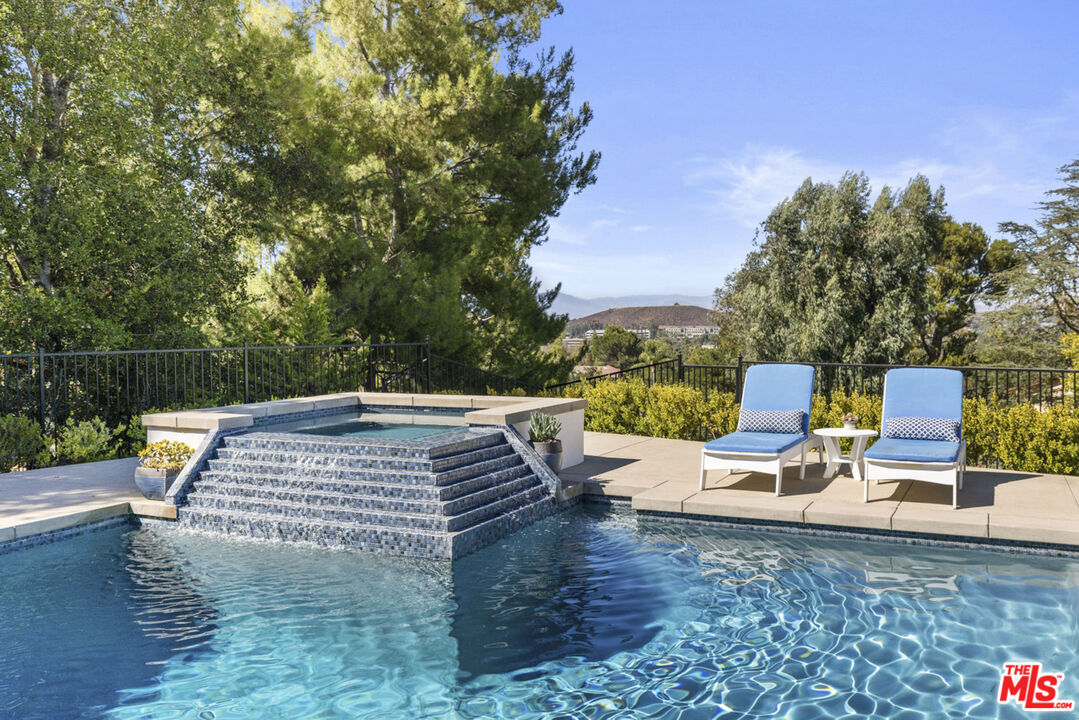 38 Inverness Road Thousand Oaks, CA 91361 - Photo 4 of 42