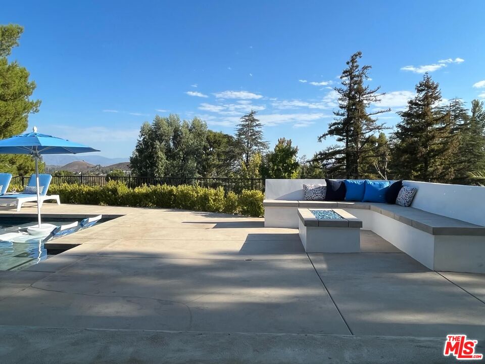 38 Inverness Road Thousand Oaks, CA 91361 - Photo 5 of 42