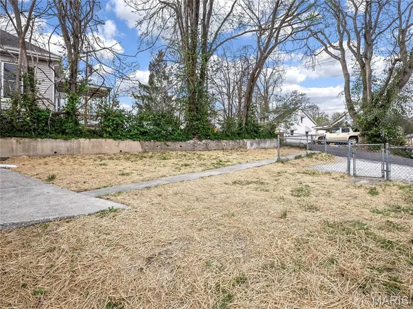 $175,000 | 422 South Aurora Street, Collinsville, IL 62234