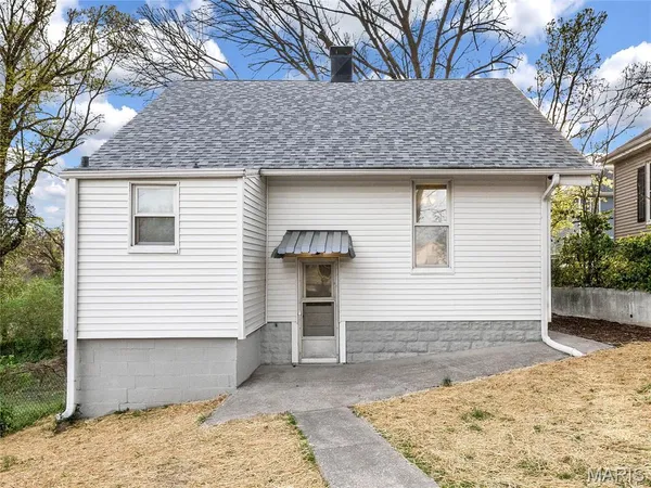 $175,000 | 422 South Aurora Street, Collinsville, IL 62234