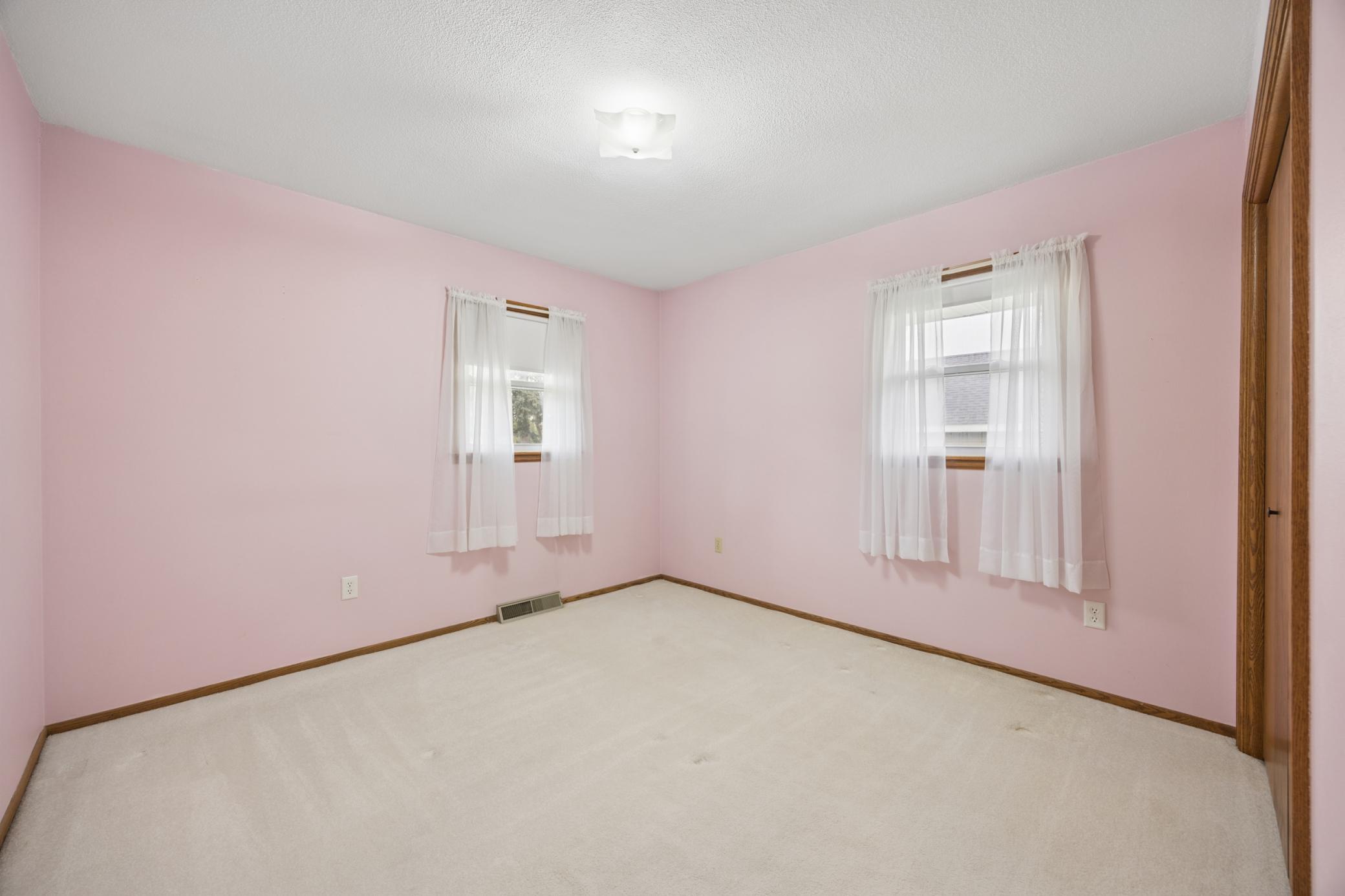 5840 Rolling Ridge Road St. Cloud, MN 56303 - Photo 13 of 25 Gallery Image 13