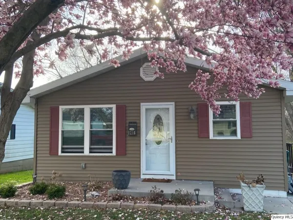 $219,900 | 1216 South 14th Street, Quincy, IL 62301