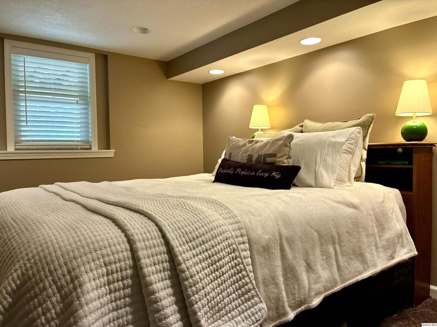 1216 South 14th Street Quincy, IL 62301 - Photo 13 of 33