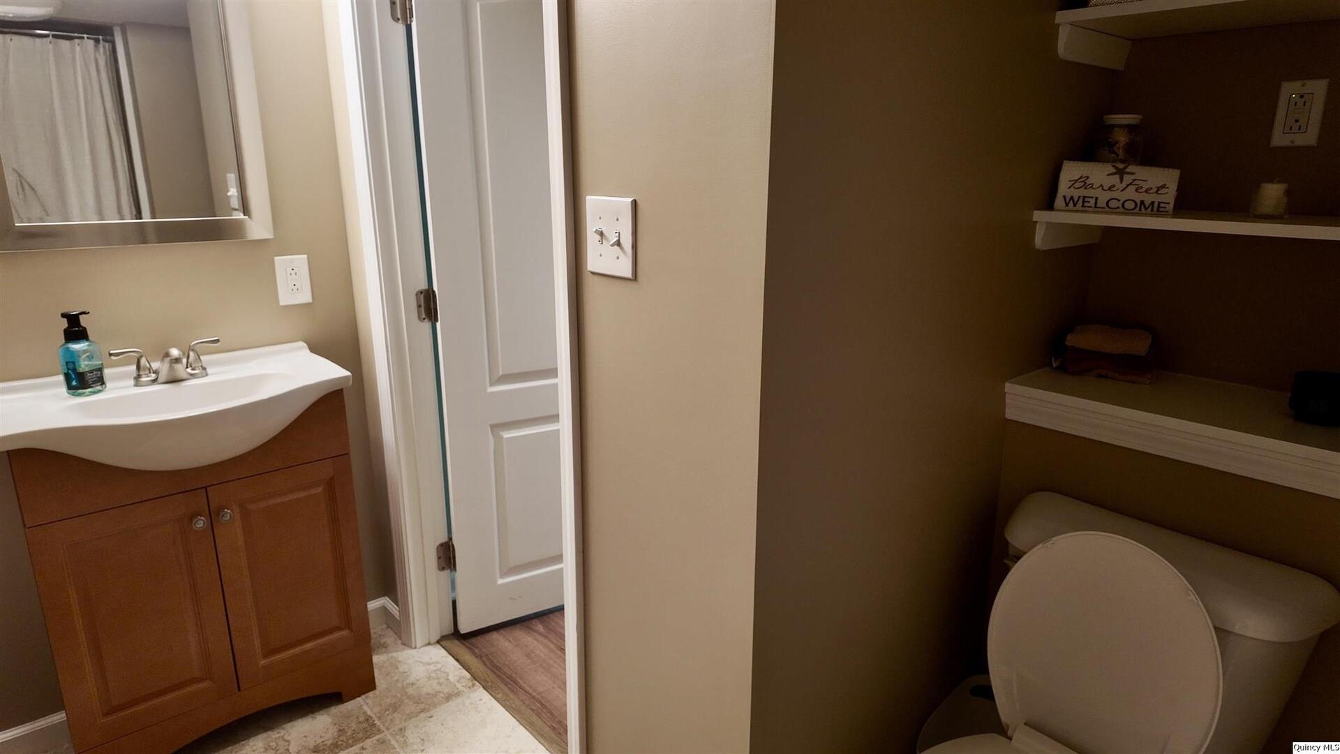 1216 South 14th Street Quincy, IL 62301 - Photo 17 of 33