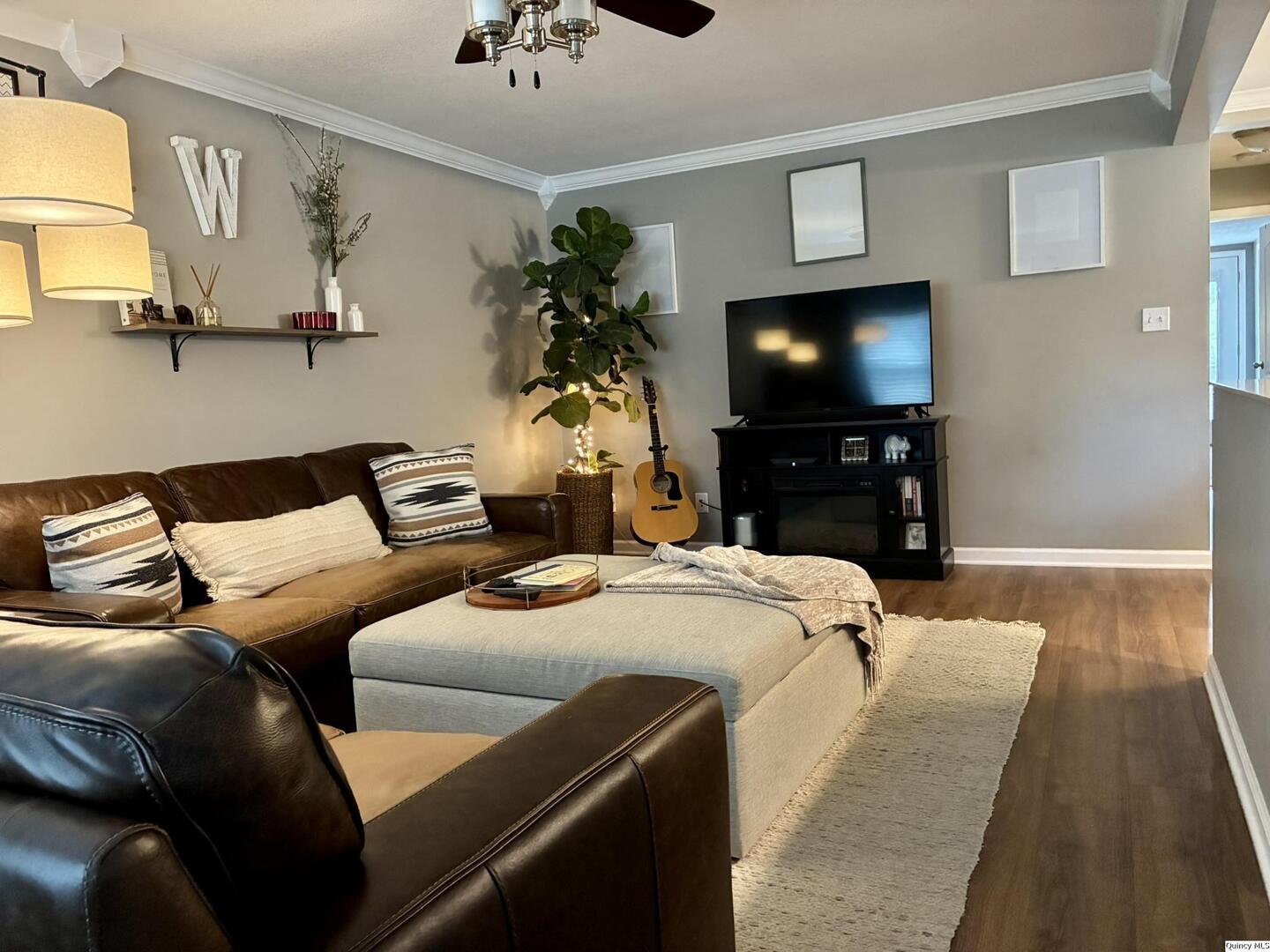 1216 South 14th Street Quincy, IL 62301 - Photo 2 of 33