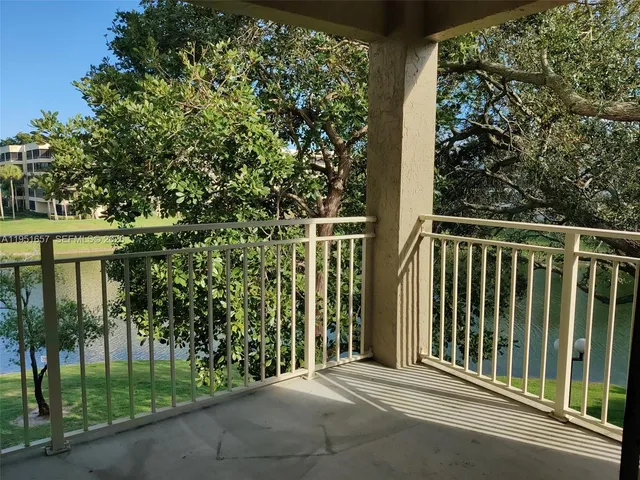 $2,050 | 1865 Palm Cove Boulevard, Unit 9305, Delray Beach, FL 33445