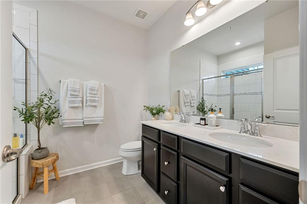 117 Cole Drive McKees Rocks, PA 15136 - Photo 18 of 28 Gallery Image 18